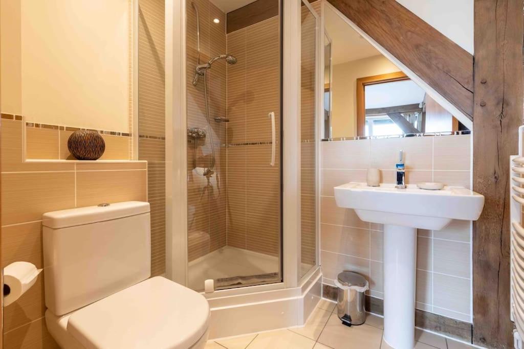 Otters Holt Somerford Keynes Exterior foto