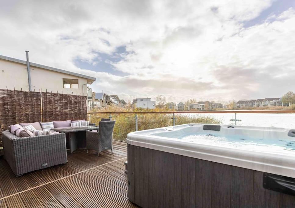 Otters Holt Somerford Keynes Exterior foto