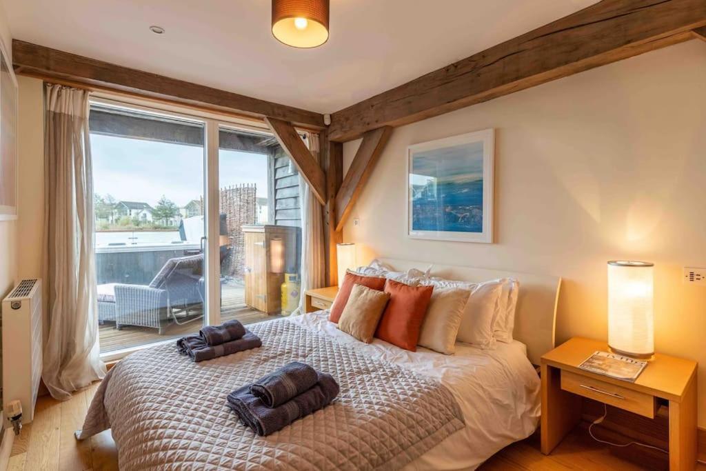Otters Holt Somerford Keynes Exterior foto