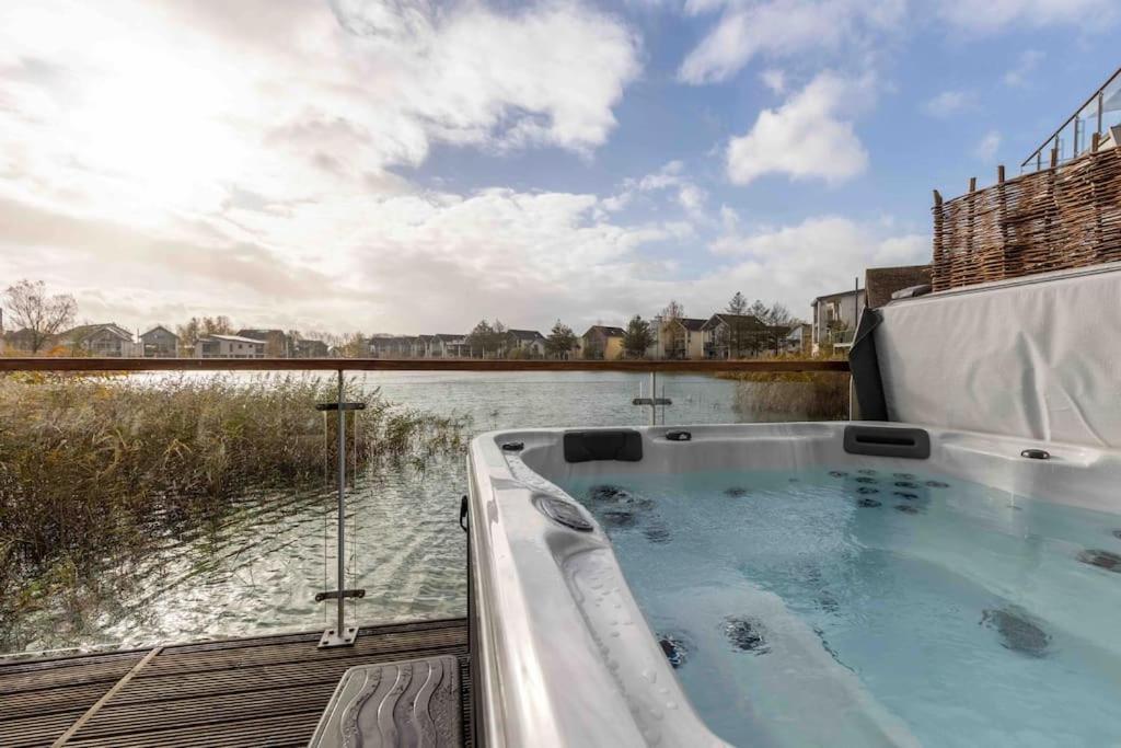 Otters Holt Somerford Keynes Exterior foto