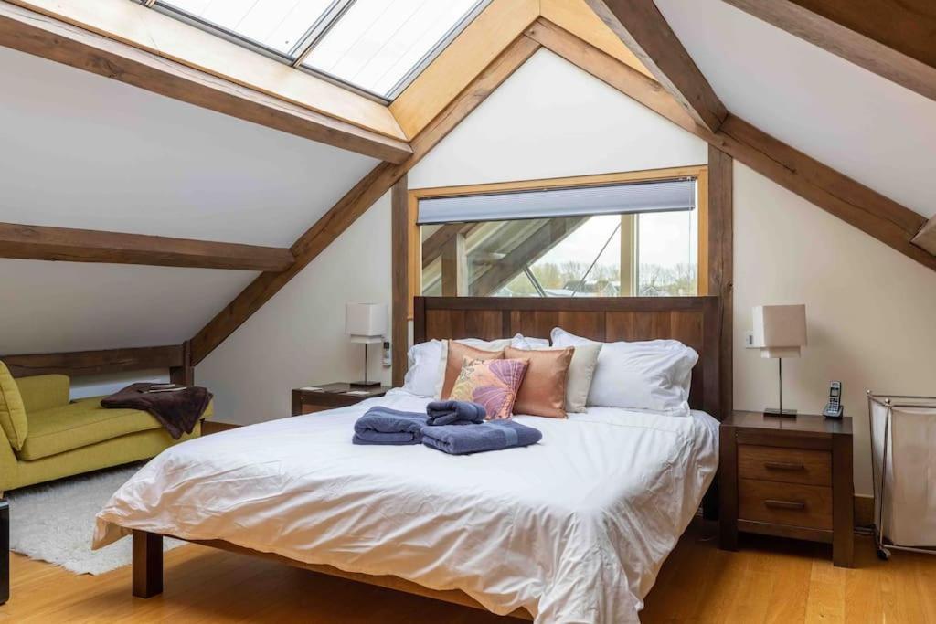 Otters Holt Somerford Keynes Exterior foto